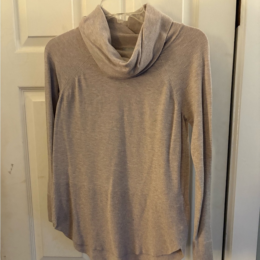Cyrus Women's Cowl Neck Sweater - Light Gray